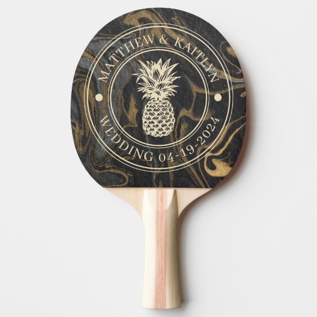 Gold Black Marble Pineapple Wedding Crest & Names Tischtennis Schläger (Vorderseite)