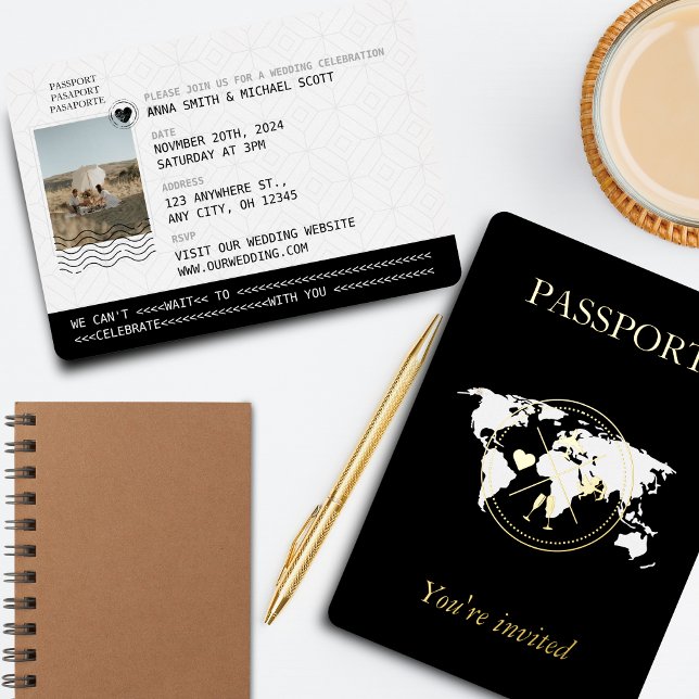 Gold & Black Travel Passport Einzigartiges Hochzei Folieneinladung (Black & Gold Passport Wedding Invitation)