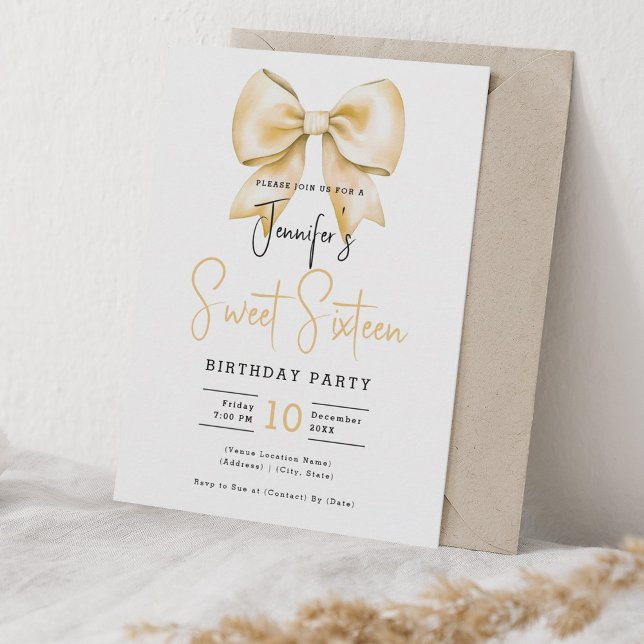 Gold Bow Coquette Niedliches Script Sweet 16 Party Einladung (Gold Bow Coquette Cute Script Sweet 16 Party Invitation)