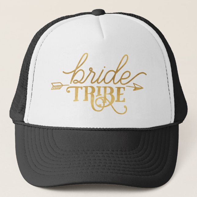 Gold Bride Tribe Trucker Hat Truckerkappe (Vorderseite)