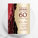 Gold Burgundy Red Agate Überraschung 60. Geburtsta Einladung<br><div class="desc">Burgunder Rot und Gold überraschen 60. Geburtstag Einladung. Elegantes modernes Design mit Aquarellfarben-marmorgeode Hintergrund,  Imitats Glitzer Gold und Typografie Skript-Schriftart. Die trendige Einladungskarte eignet sich perfekt für eine stilvolle Damenfeier. Gedruckte Zazzle Einladungen oder Sofortdownload digitalen druckbaren Vorlage.</div>