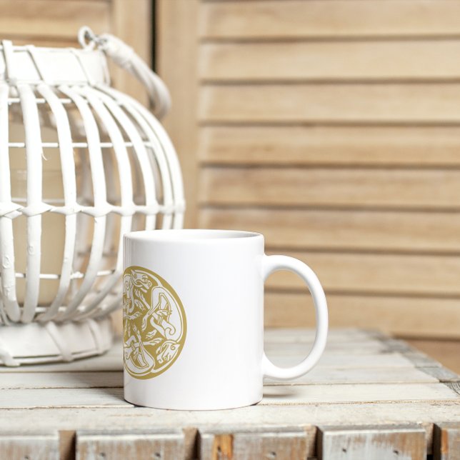 Gold Celtic Dog Trio Kaffeetasse (Von Creator hochgeladen)