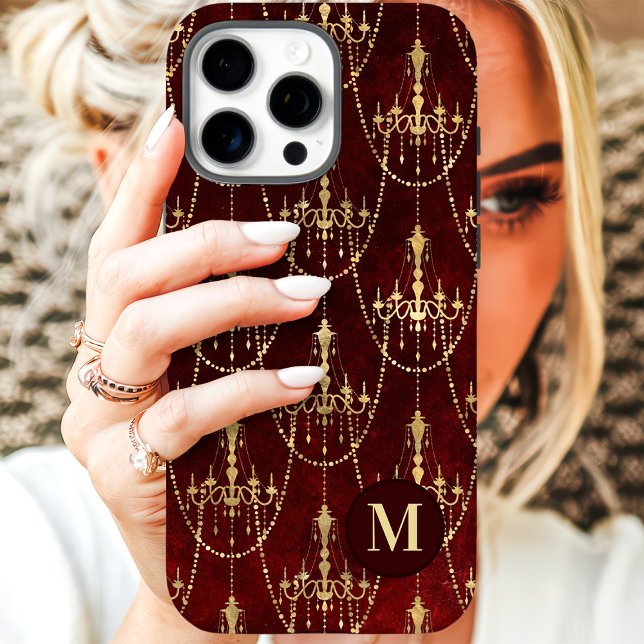 Gold Chandelier Red Monogram Case-Mate iPhone Hülle (Von Creator hochgeladen)