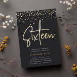 Gold Confetti 16 . Geburtstag Geburtstagsparty Folieneinladung<br><div class="desc">Feiern Sie ihren Meilenstein Geburtstag mit diesen schicken 16. Geburtstagsfeierlichkeiten mit "sechzehn" in der modernen Goldfolie handgezeichneten Schriftzeichen und Konfetti. Personalisieren Sie Ihre Party-Details unten. Eine unvergessliche,  luxuriöse Wahl für fabelhafte 16 . Geburtstag Geburtstagsfeiern.</div>