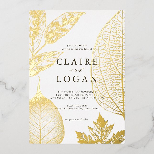 Gold Delikate Blätter Hochzeitsfoil Einladung (Vorderseite)
