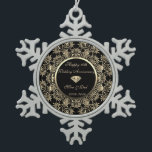 Gold Diamond 10. Hochzeitstag Schneeflocken Zinn-Ornament<br><div class="desc">Elegante goldblütige Wirbel 10. Hochzeitstag Schmuck.</div>