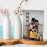 Gold Double Happiness Chinesisches Hochzeitssemble Acryl Auszeichnung<br><div class="desc">Dieses charmante Tischchen Gold Double Happiness Chinese Wedding Personalize Akryllischer Foto Block verfügt über eine unscharfe Anzeige Ihres Lieblings-Fotos. Enthält das chinesische Zeichen "囍DoubleHappiness" und bearbeitbare Texte. Erstellen Sie einen wertvollen Sake Ihres Lieblings-Hochzeitsgeschenke oder geben Sie als Hochzeitsgeschenk.</div>