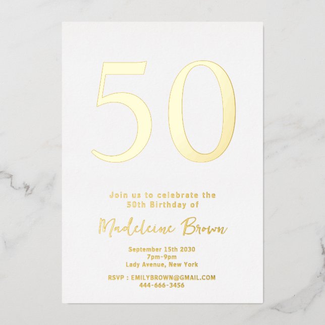 Gold Elegante Typografie 50. Geburtstag Folieneinladung (Vorderseite)