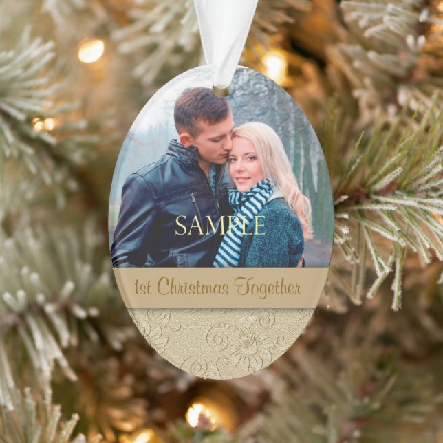 Gold Floral Swirl Erste Weihnachtsvorlage Ornament (Baum)