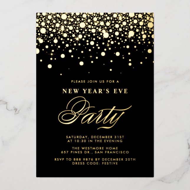 Gold Foil Confetti Dots Black Silvester Party Folieneinladung (Vorderseite)