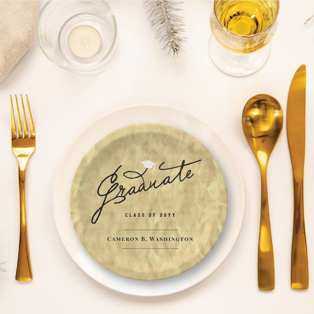 Gold Foil Graduate Script Stilvolle Graduierungspa Pappteller (Gold Faux Foil Stylish Graduate Script Graduation Party Paper Plates @ fatfatin)