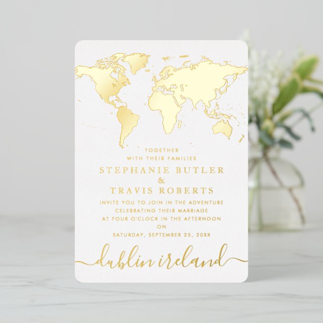 Gold Foil World Map Hochzeit in Urlaubsort Folieneinladung (Stehend vorne)
