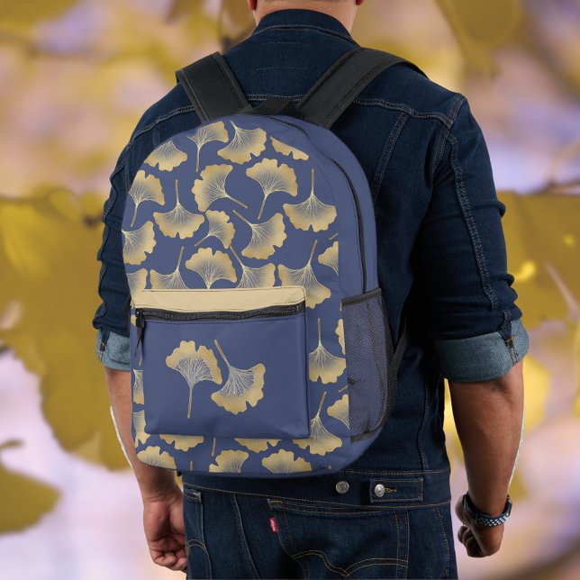 Gold Gingko Blätter auf Slate Blue Monogram Bedruckter Rucksack (Von Creator hochgeladen)