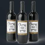Gold Glitter 60th Birthday - Cheers to 60 Years Weinetikett<br><div class="desc">Cheers to 60 years wine labels with a beautiful gold glitter trim around it. Please note there is no actual glitter on the label. It is a design effect. You will be able to easily personalize this 60th birthday wine label with his or her name.</div>