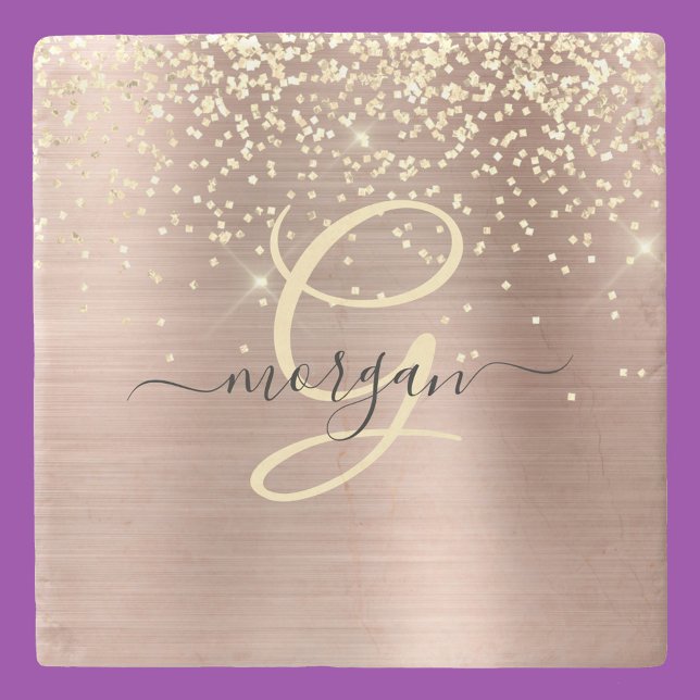Gold Glitter, Gold Monogramm, Schwarzer Schriftnam Steinuntersetzer (Von Creator hochgeladen)