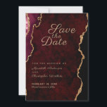 Gold Glitzer Burgundy Agate Save the Date<br><div class="desc">Elegante Gold Glitzer Burgundy Agate Save the Date Karte. Script Chic Save the Date in bordeauxrot und goldgeode gemstone design.</div>