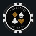 Gold Glitzer Card Anzug Hochzeit Datum und Name Ge Pokerchips<br><div class="desc">Die perfekte Gaumenfreude oder Tischdekoration,  um Ihre Hochzeit in Las Vegas zu personalisieren,  diese funkelnd,  Imitate Gold Glitzer,  Black und White Poker Chips und setzen Sie Ihre einzigartige Note auf die glamouröse Veranstaltung.</div>