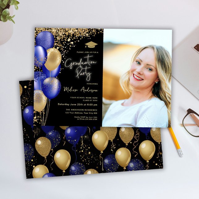 Gold Graduation Party Navy Blue Ballons Einladung (Von Creator hochgeladen)