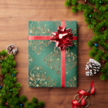 Gold Holiday Christmas Metallic Damask Elegante Geschenkpapier<br><div class="desc">Herrliche Imitate metallischer grüner Hintergrund mit goldfarbenem Damast-Imitat für eine schöne und elegante Weihnachtsgeschenkverpackung.</div>