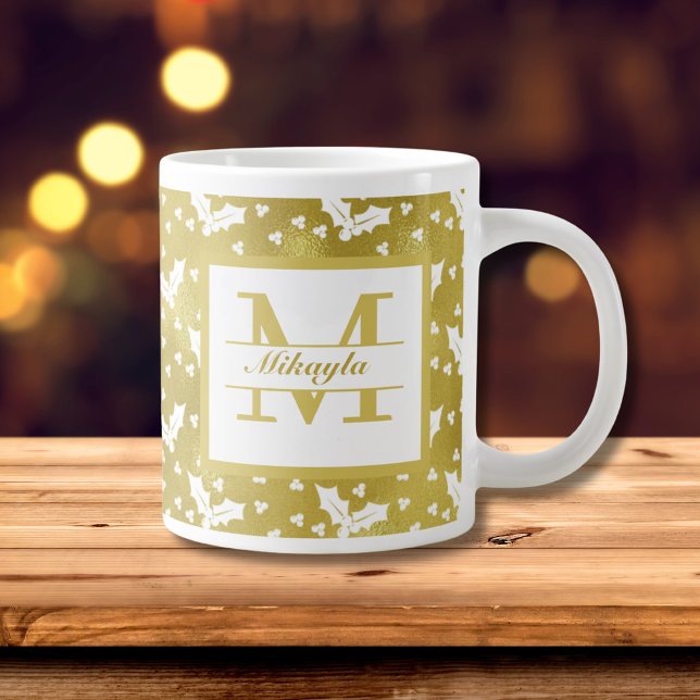 Gold Holly Botanical Monogram Christmas Jumbo-Tasse (Gold Holly Monogram Christmas Mug)