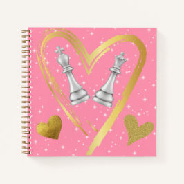 Gold Hört King und Queen Schach Stücke auf Rosa | Notizbuch