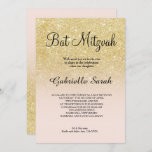 Gold Imitate Glitzer rot Rosa ombre Bat Mitzvah Einladung<br><div class="desc">Ein modernes,  originelles und einfaches Imitat Goldbarren Glitzer Obre Bat Mitzvah Einladung auf einem vollständig anpassbaren pastellfarbenen Rosa Hintergrund</div>