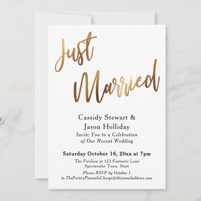 Gold just Married Bokeh Black Back Empfang Einladung (Vorderseite)