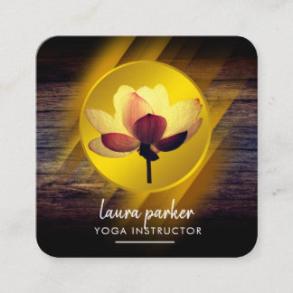 Gold Lotus Blume Yoga Instruktor Rustikales Holz Quadratische Visitenkarte