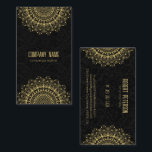 Gold Mandala auf schwarzem Damast Hintergrund Visitenkarte<br><div class="desc">Bild eines schwarz-dunkelgrauen Vintagen Damaskus monochromen Hintergrund mit einer verzierten Goldmandala und modernen,  in Gold übersetzten Text.</div>