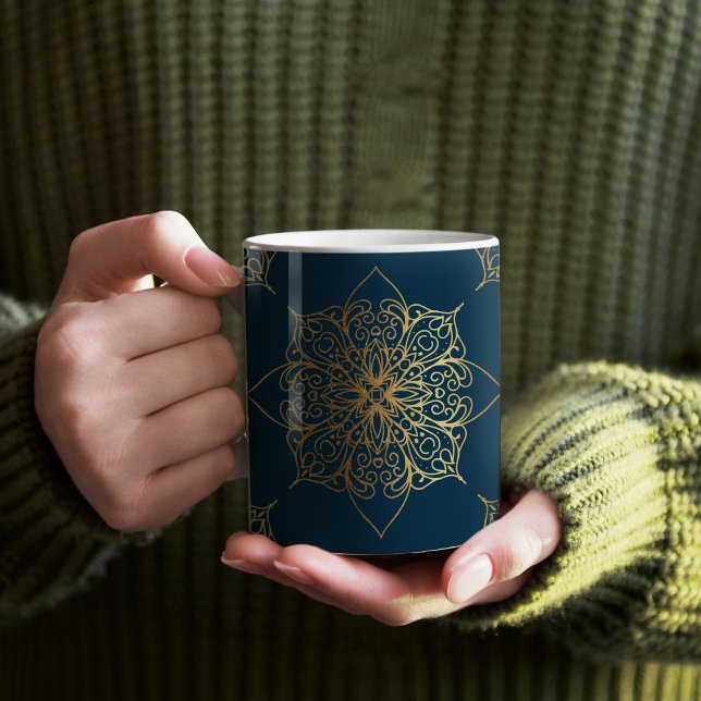 Gold Mandala Damask Muster Kaffeetasse (Gold Mandala Pattern on Navy Mug)
