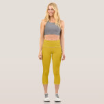 Gold Metallische schlichte Vollfarbe Capri Leggings<br><div class="desc">Populaire,  Luxus attraktive Farbgestaltung. Wok bei vielen Gelegenheiten auch am Strand. Arbeiten mit vielen Kombinationen von Farben Grün,  Blau und mehr. Vitale,  lebendige,  modische,  glatte,  glänzende Texturfarbe. Hex No ist D8B00E</div>