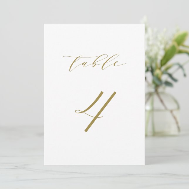 Gold Minimalistisch Script Wedding Tischnummer 4 (Stehend Vorderseite)