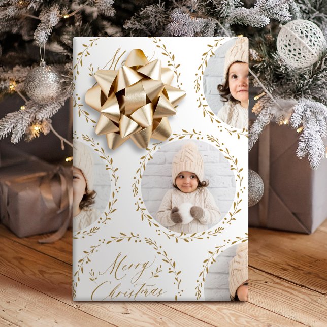 Gold Modern Script Merry Christmas Family 6 photo Geschenkpapier (Gold Modern Script Merry Christmas Family 6 photo Wrapping Paper)