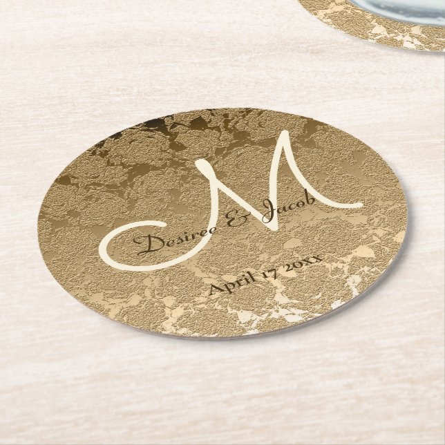 Gold Monogram Elegant Moderne Hochzeit Runder Pappuntersetzer (Angewinkelt)
