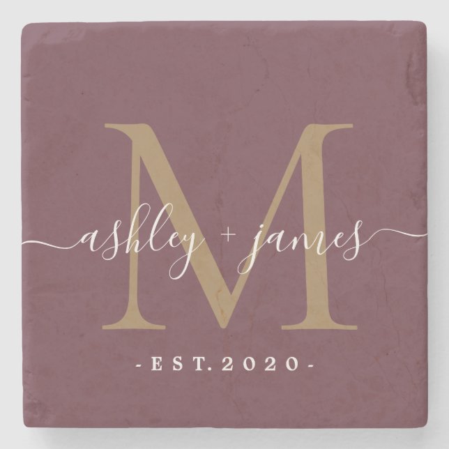 Gold Monogram Script Namen Wedding Date Burgundy Steinuntersetzer (Vorderseite)
