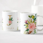 Gold Monogram Watercolor Floral Botanic Kaffeetasse<br><div class="desc">Eine personalisierte Kaffee-Tasse mit einem Imitat Goldbrief "J"-Monogramm,  mit dekorativen Aquarellbildern,  Blumen- und Blattbildern. Einfach mit Ihrem Namen anpassen oder ein einzigartiges Geschenk für Ihre Lieben schaffen.</div>