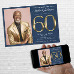 Gold Navy Blue Custom Foto Überraschung 60. Geburt Einladung<br><div class="desc">Gold Navy Blue Custom Foto Überraschung 60. Geburtstag Einladung. Mit unserem eleganten Navy Blue und Gold Meilenstein Geburtstagsdesign bereiten Sie sich auf eine erlesene Überraschung vor. Die klassische Kombination aus marineblau und goldfarbenem Set ist der Ton für ein Fest, das in Raffinesse abgleitet. Die Einfachheit des Designs verleiht dem Publikum...</div>