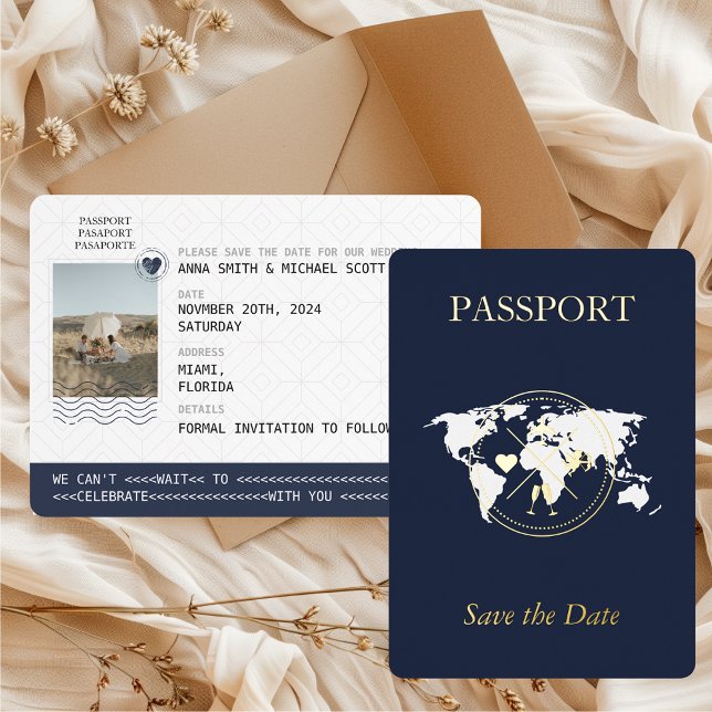 Gold Passport Navy Destination Foto Save the Date Folieneinladung (Passport Save the Date with Photo Navy Blue & Gold Foil Destination Wedding Boarding Pass)