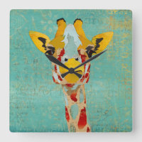 Gold Peeking Giraffe Clock