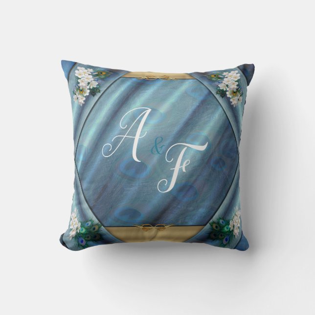 Gold, PfauenFedern auf Smaragdgrünem Geschenk Kissen (Vorderseite)