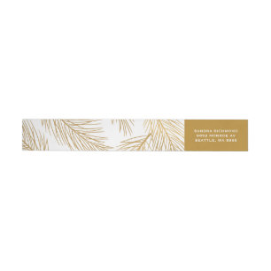 Gold Pinecones und Pine Needles Weihnachten