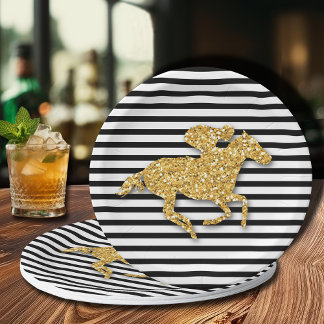 Gold Race Pferd auf schwarzen und weißen Streifen Pappteller