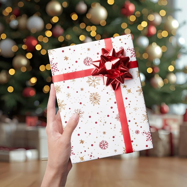 Gold Red Snowflake Christmas Wrapping Paper Geschenkpapier (Von Creator hochgeladen)
