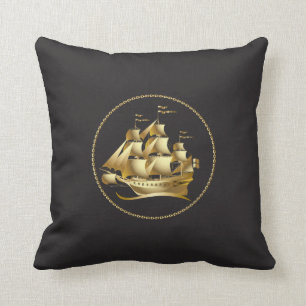 Gold Sailboat Nautical Kissen