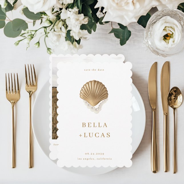 Gold Seashell & Pearls QR Code Coastal Wedding Save The Date (Von Creator hochgeladen)