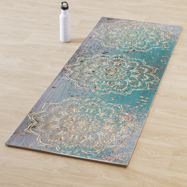 Gold Shimmery Triple Mandala auf Aquamarin  Yogamatte (Beispiel)