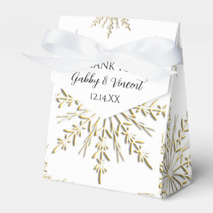 Gold Snowflakes on White Winter Wedding Geschenkschachtel