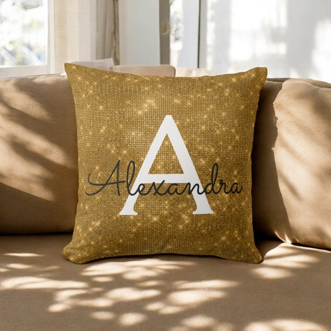 Gold Sparkle Shimmer Monogram Name & Initial Kissen (Von Creator hochgeladen)