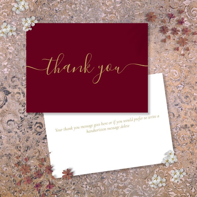 Gold und Burgund einfache moderne, elegante Schrif Dankeskarte (Gold And Burgundy Simple Modern Elegant Script Thank You Card)