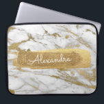 Gold und Marmor mit Gold Foil und Glitzer Laptopschutzhülle<br><div class="desc">Gold und Marmor mit Gold Foil und Glitzer Elegant Monogram Name Case. Dieser Fall kann auf Ihren Vornamen angepasst werden.</div>
